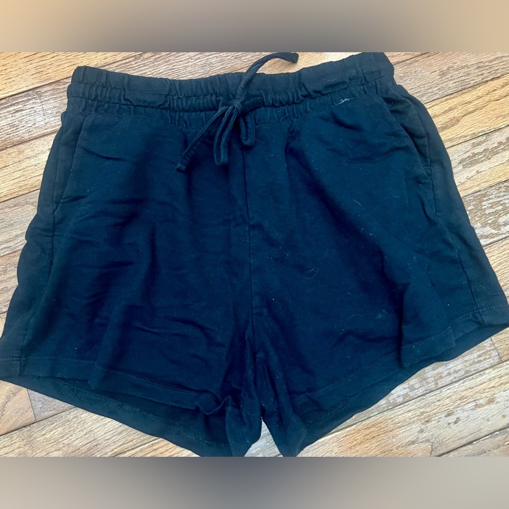 Zenana Women’s Black Athletic Shorts M Medium
